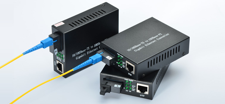 معرفی انواع مدیا کانورتورهای فیبر نوری Fiber Media Converter معرفی انواع مدیا کانورتورهای فیبر نوری Fiber Media Converter