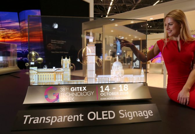 OLED Signage دستاورد سال 2018  شرکت LG